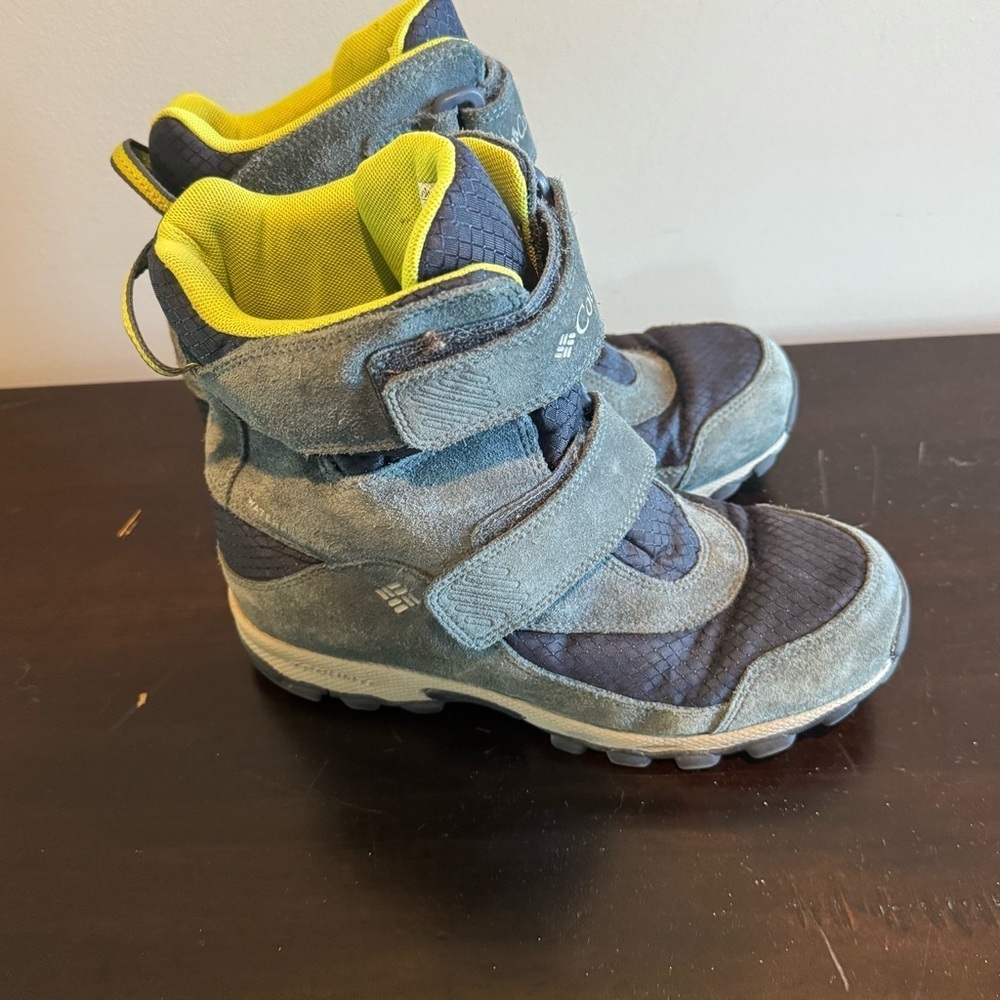 Columbia Kids' Navy and Lime Snow Boots